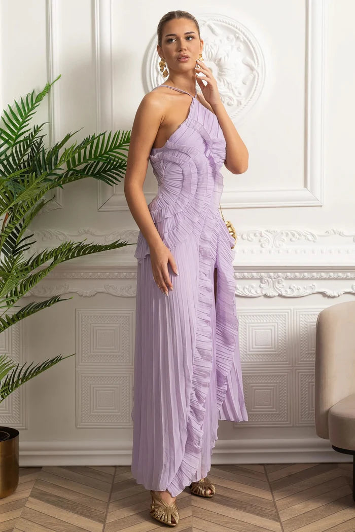Vestido Sexy Assimétrico e Decote nas Costas – Sem Mangas, Com Babados, Cintura Alta e Modelagem Slim