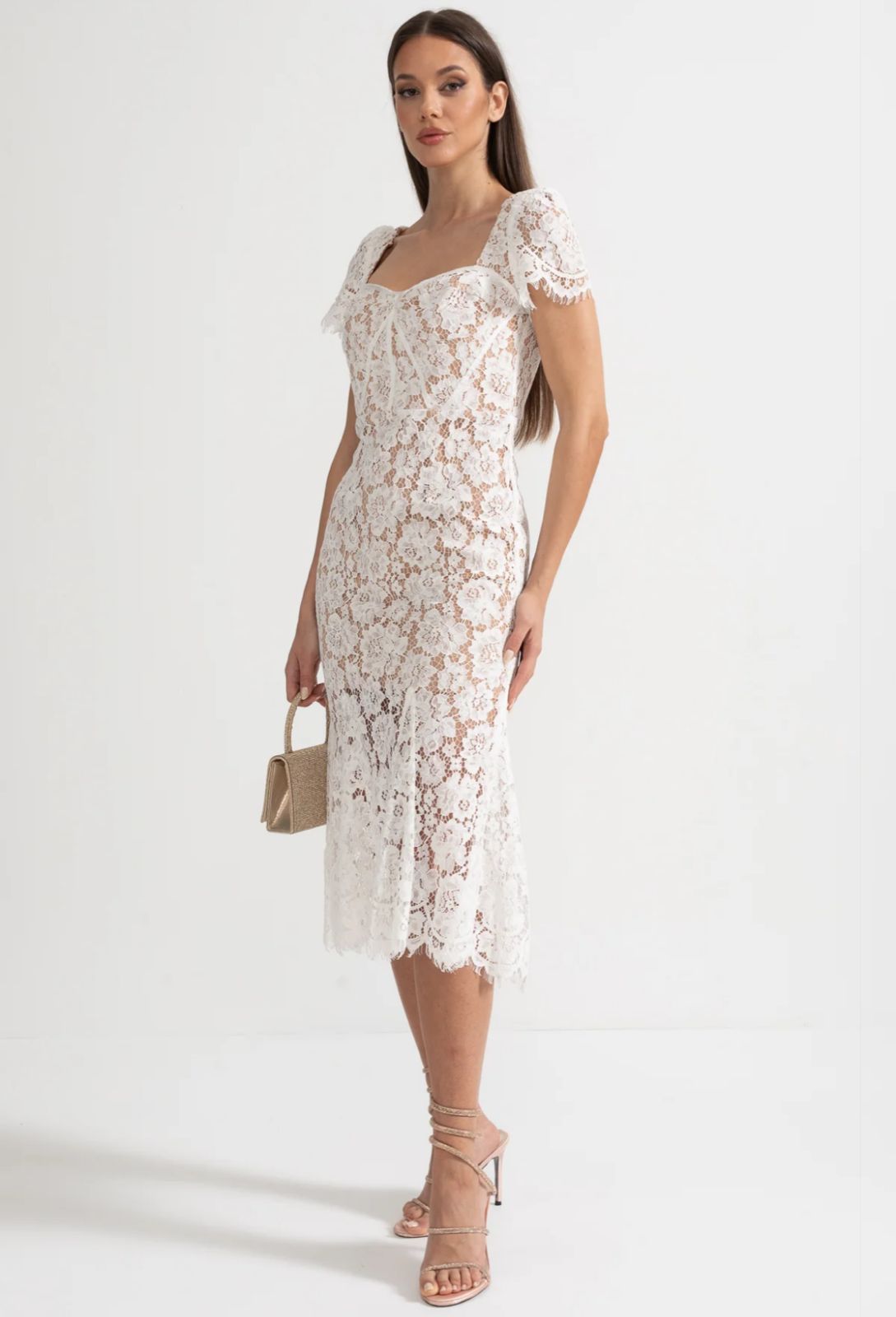 Vestido Longo de Renda Bordada - Silhueta Sereia com Estrutura Interna e Elegância Atemporal