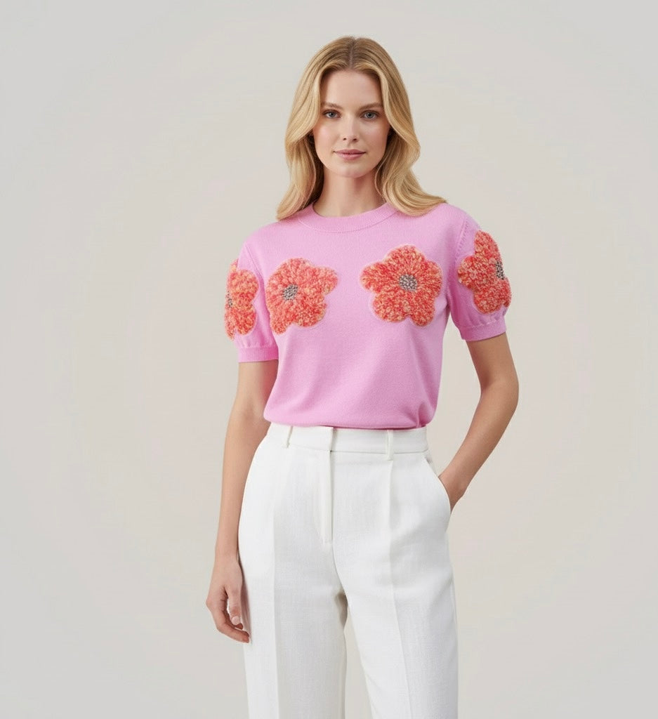 Blusa Tricô bordada com flor - Novidade
