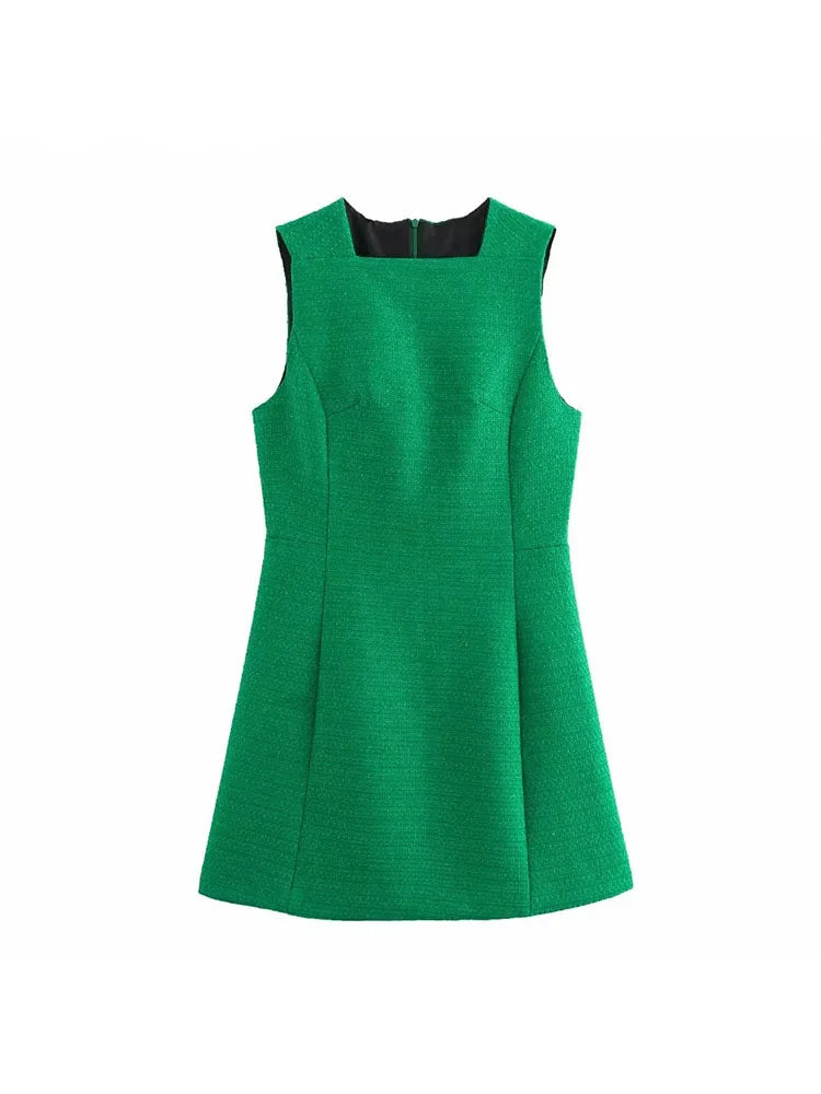 Vestido Tubinho Com decote quadrado - Novidade