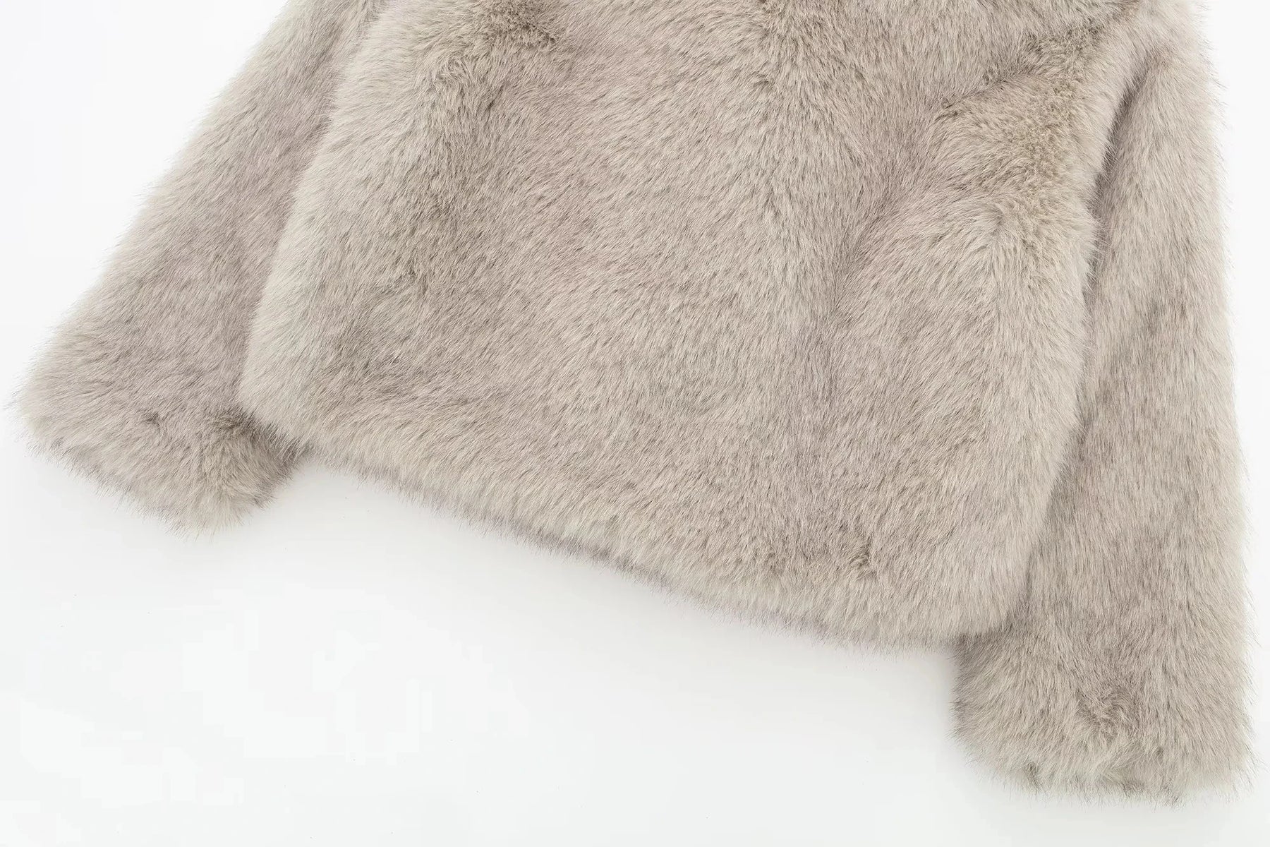 Casaco de Pelo ecologico -  Elegante e sofisticado