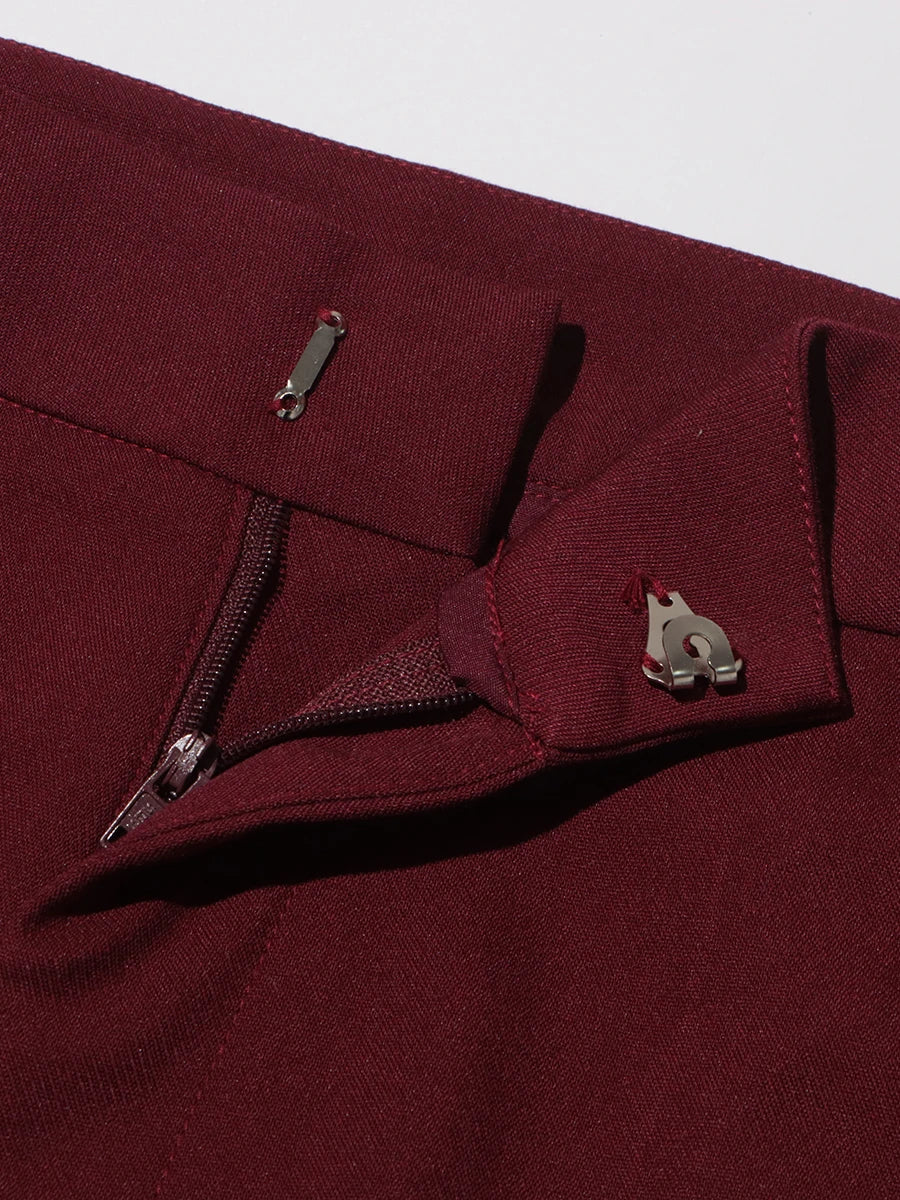 Conjunto de Alfaiataria – Blazer com Gola Alta e Calça de Cintura Alta com Botões Decorativos
