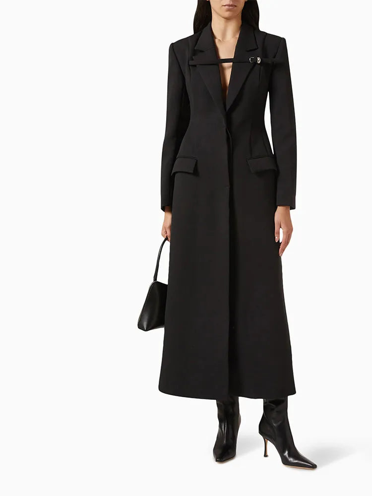 Trench Coat com Cinto – Design Elegante e Silhueta Acinturada