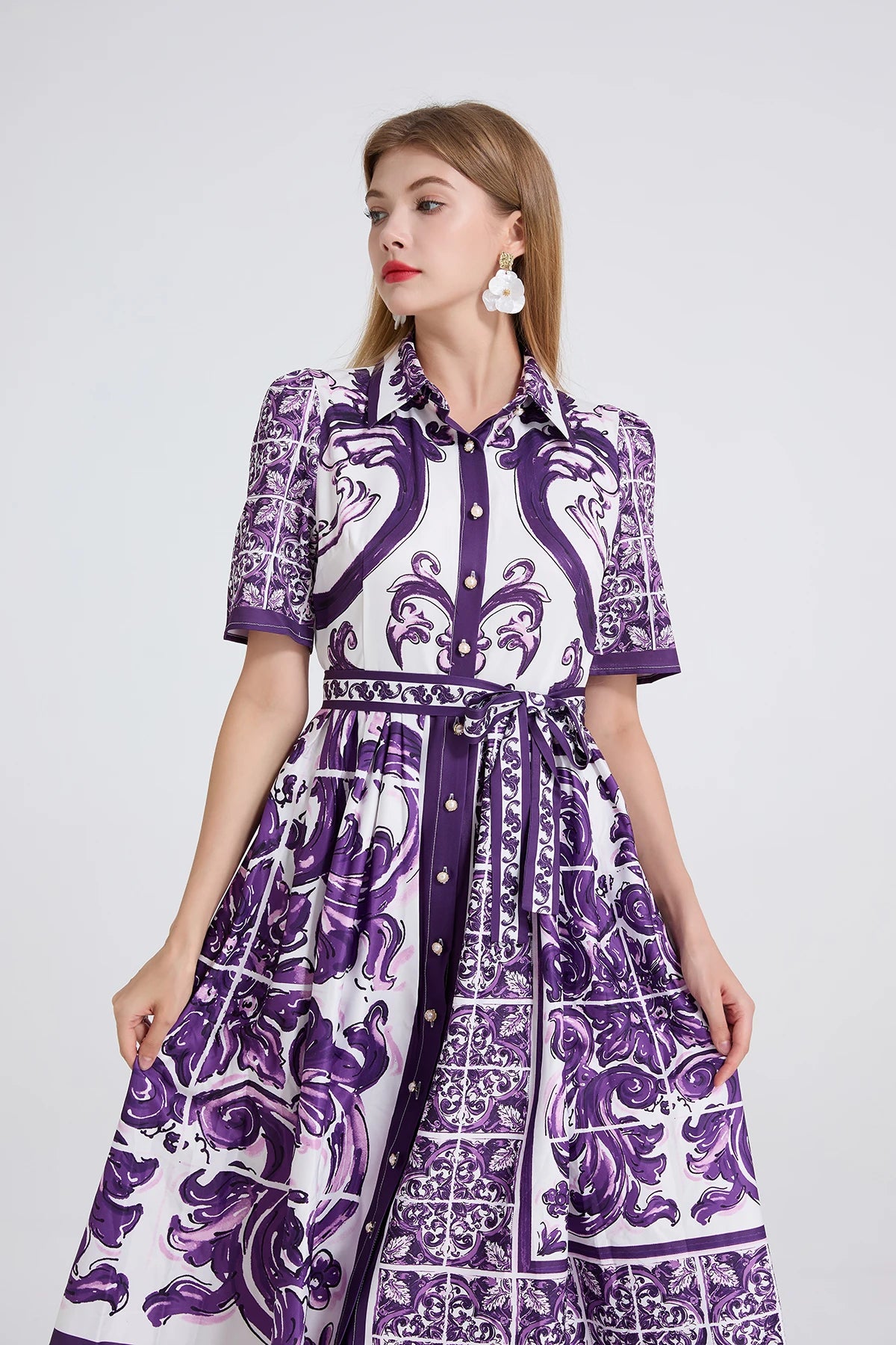 Vestido– Estampa Vintage, Gola Lapela, Cintura com Laço, Elegante, A-Line Slim, Roxo