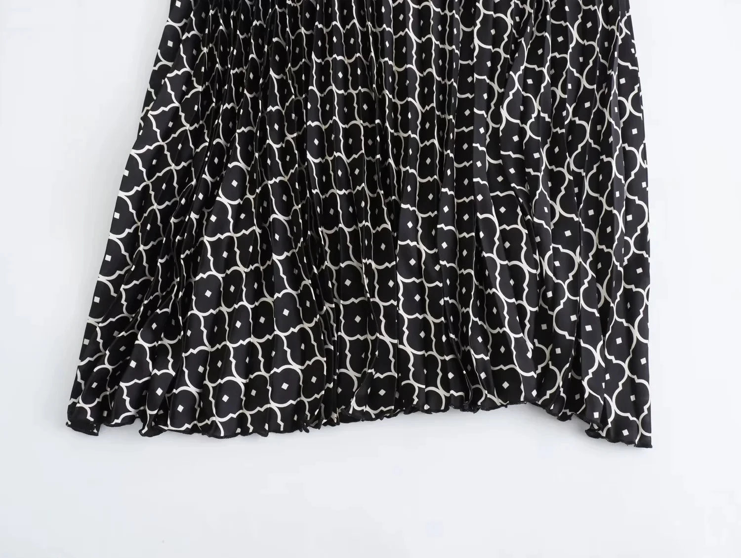 Saia Plissada Elegante Sofisticada