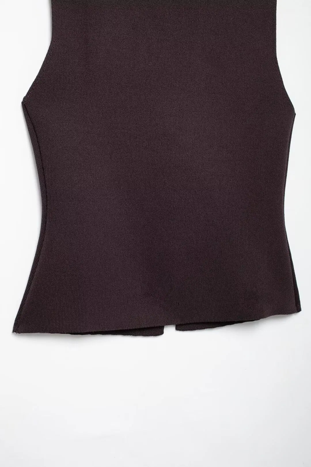 Conjunto – Toque Retrô Elegante, Blusa Tricotada Sem Mangas + Saia Longa Moderna