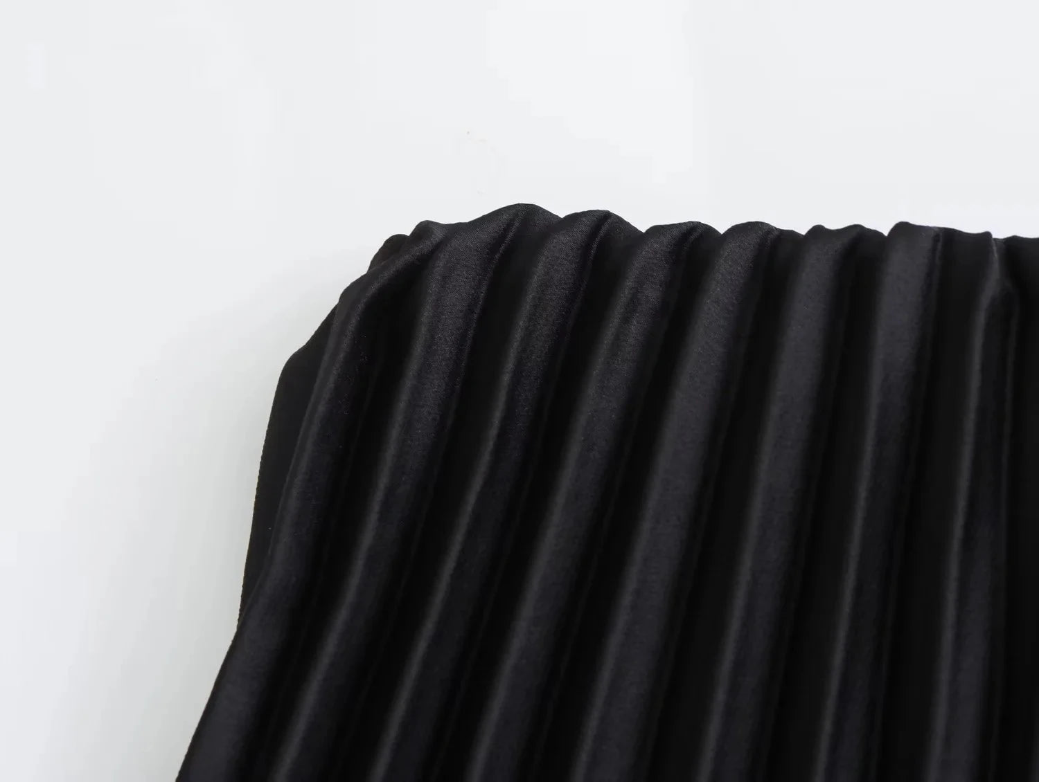 Saia Plissada Elegante Sofisticada
