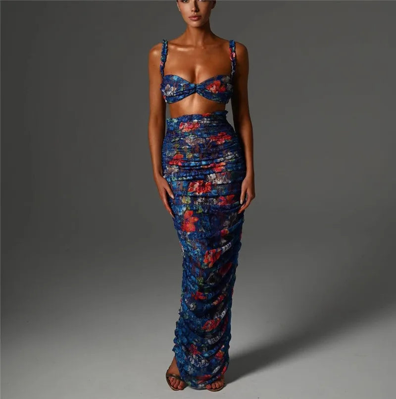 Conjunto Estampado Elegante – Top Sem Alças e Saia Longa com Detalhe Ruched