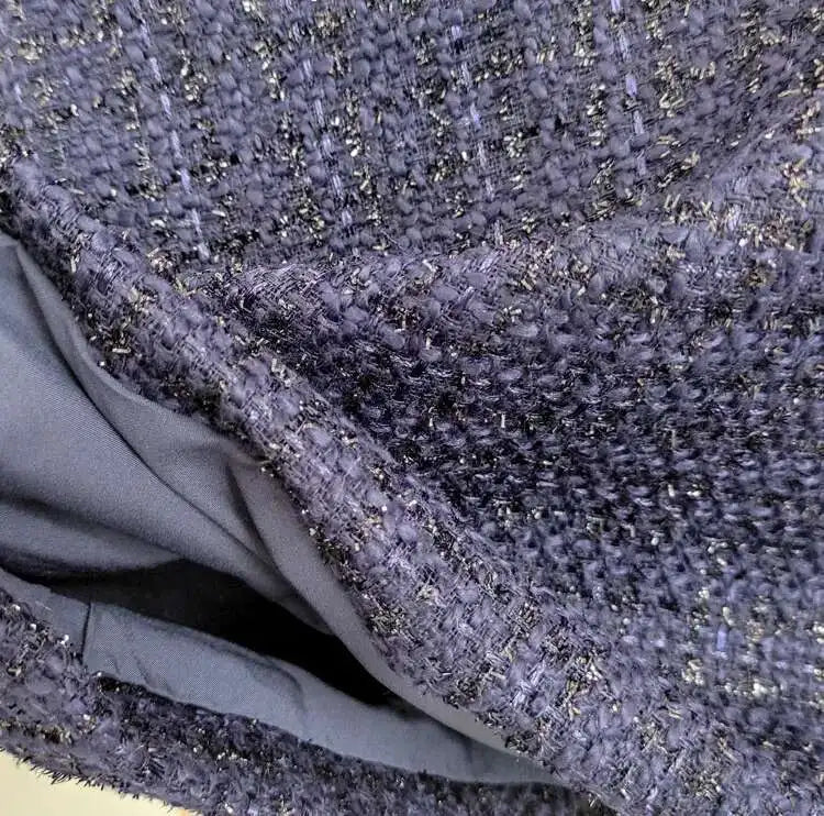 Vestido Tweed – Laço com Tassel, Manga Bufante, Cintura Alta, Slim Vintage Elegante