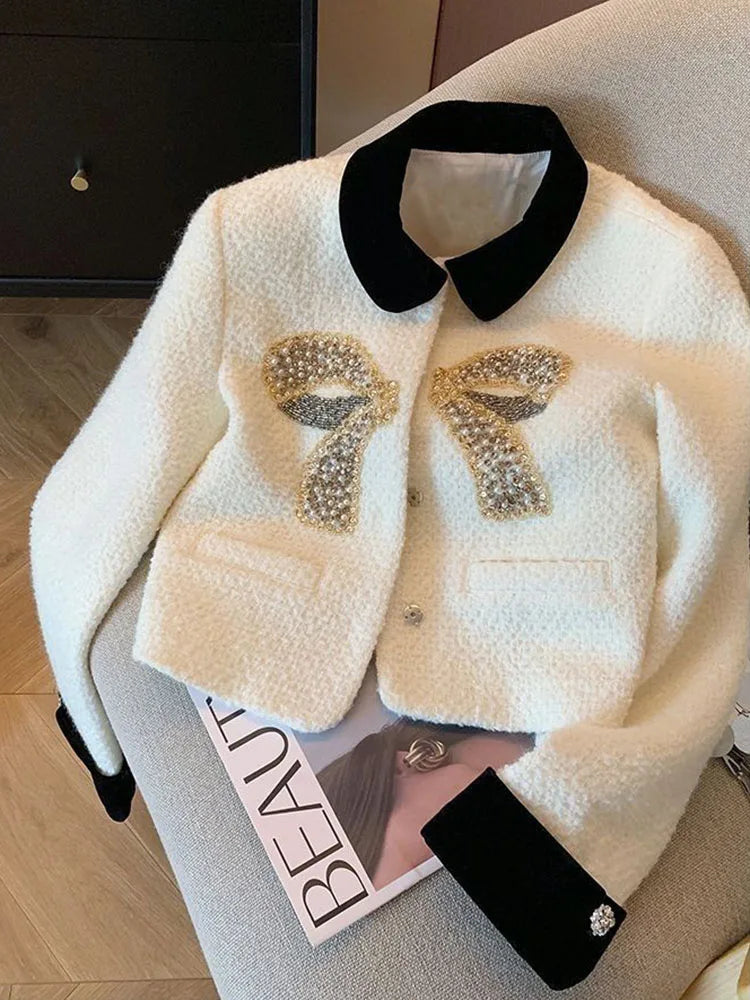 Blazer de Tweed Branco com Laço Metálico