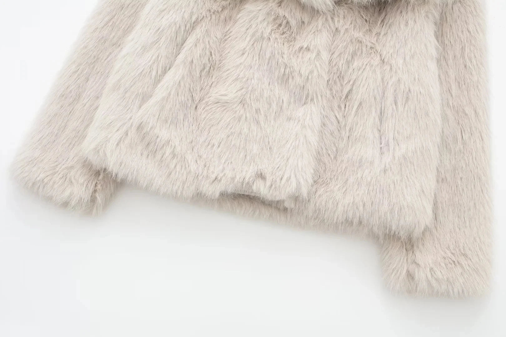 Casaco de Pelo ecologico -  Elegante e sofisticado