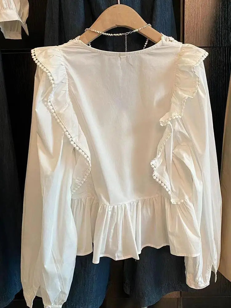 Blusa com Babados e Decote em V – Elegância Casual