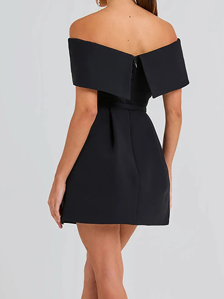 Vestido Ombro a Ombro – Elegância e Charme Atemporal