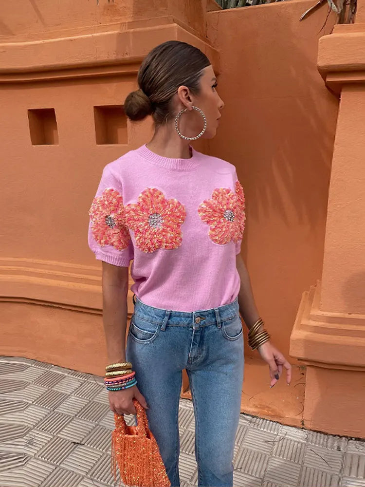 Blusa Tricô bordada com flor - Novidade