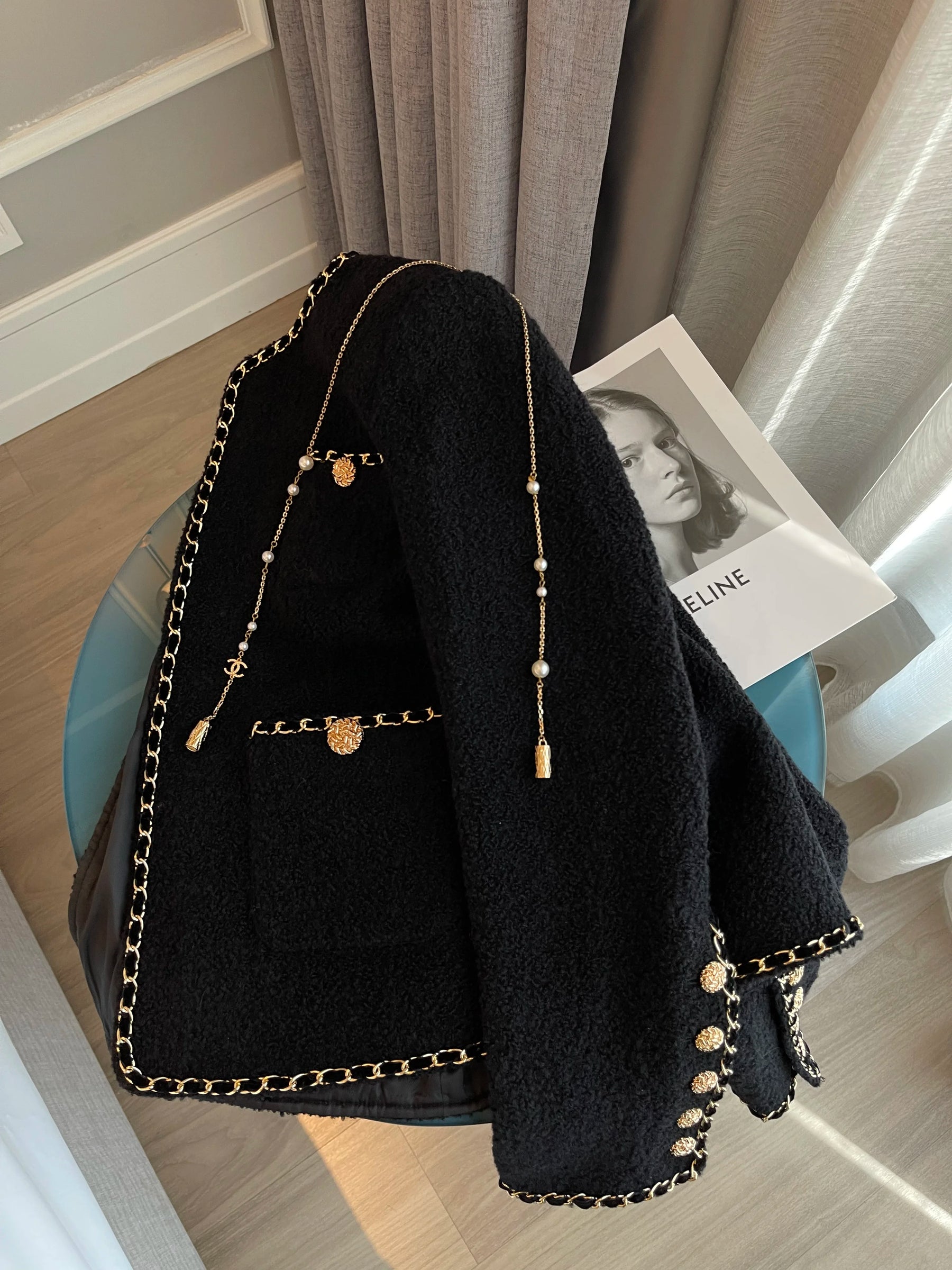 Blazer Tweed com detalhes Dourados