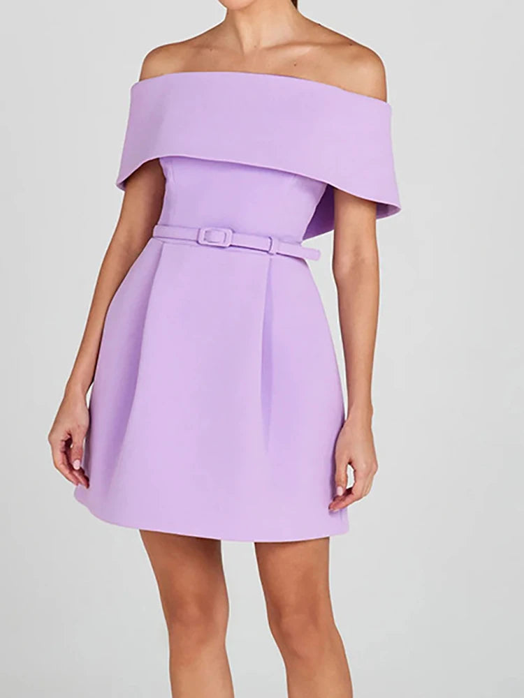 Vestido Ombro a Ombro – Elegância e Charme Atemporal
