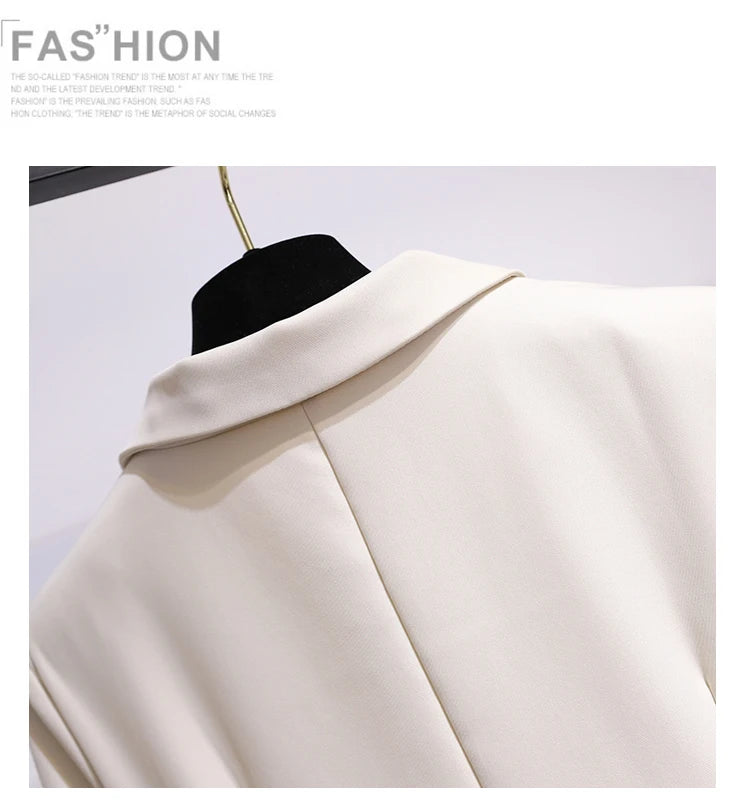 Vestido com saia plissada - Elegante
