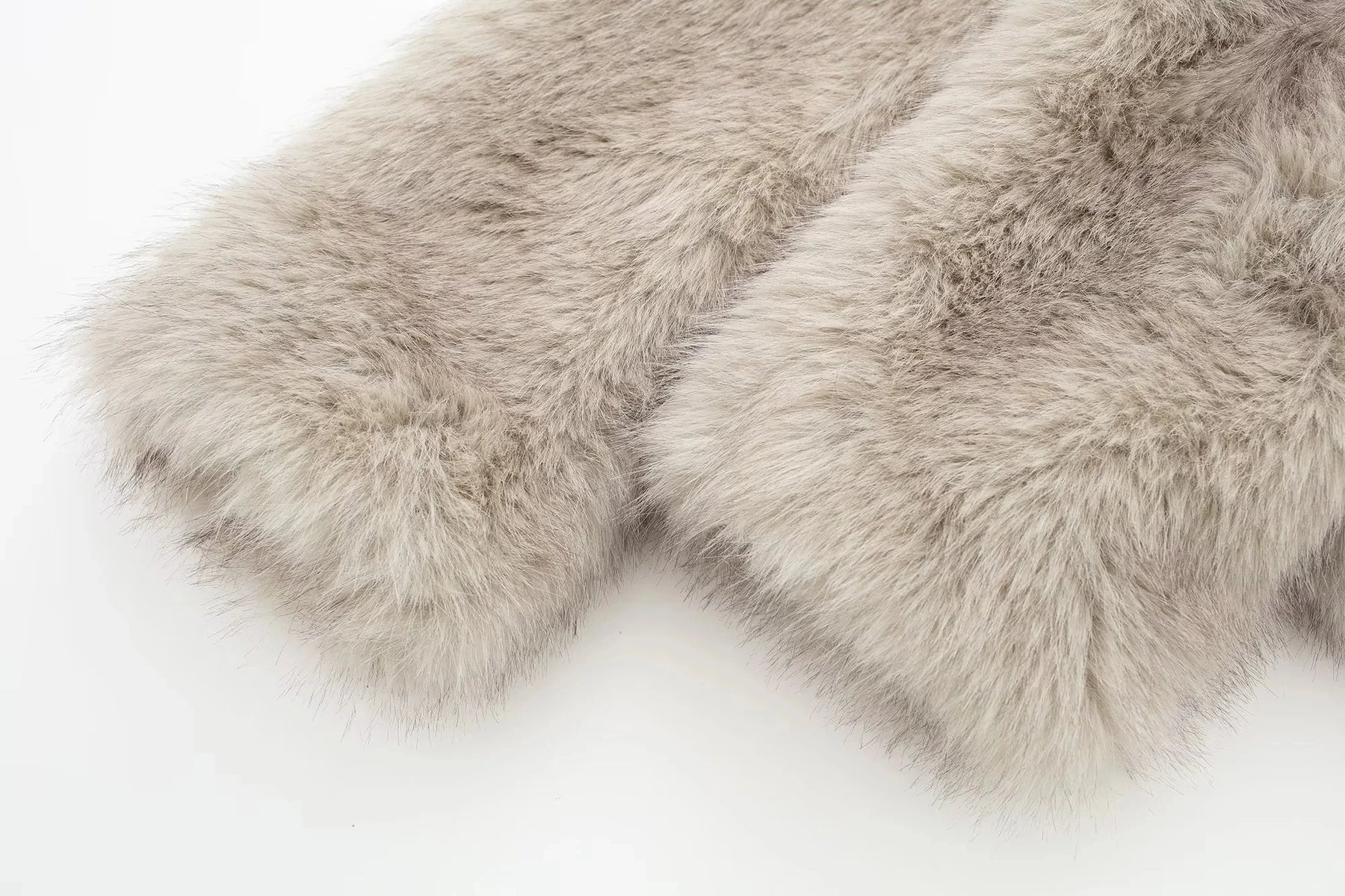 Casaco de Pelo ecologico -  Elegante e sofisticado