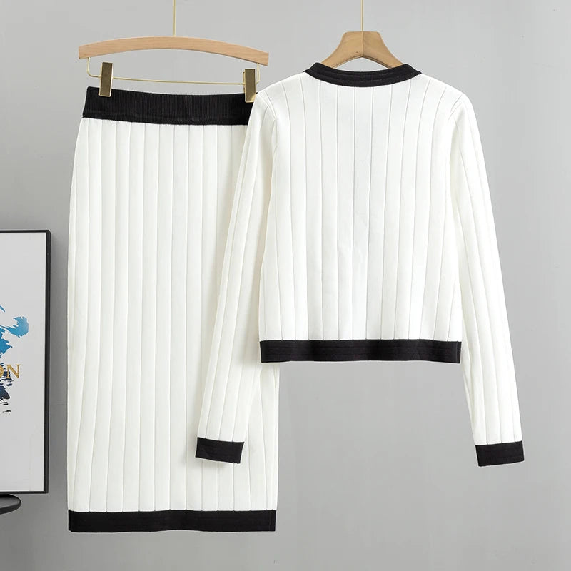 Conjunto Tricô Saia e Cardigan