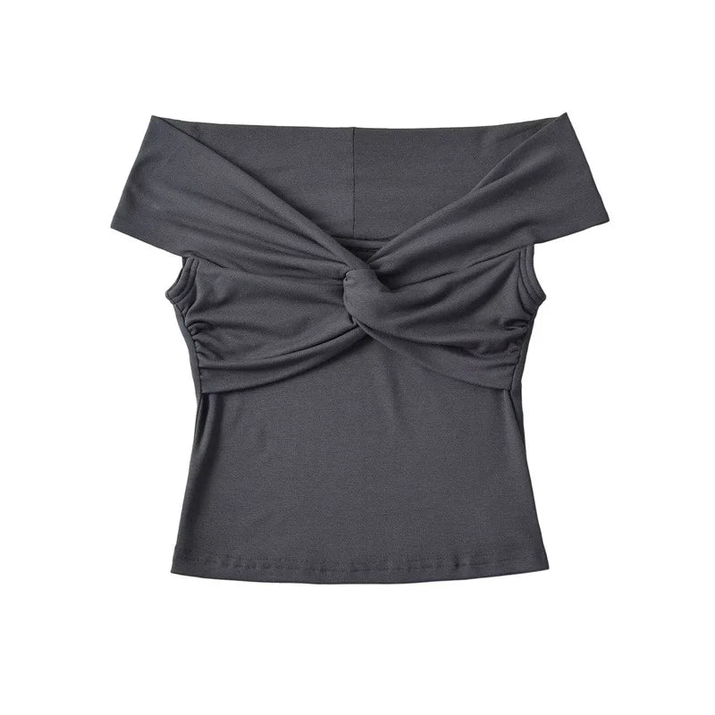 Camiseta Feminina com Torção Frontal – Estilo e Versatilidade para o Verão