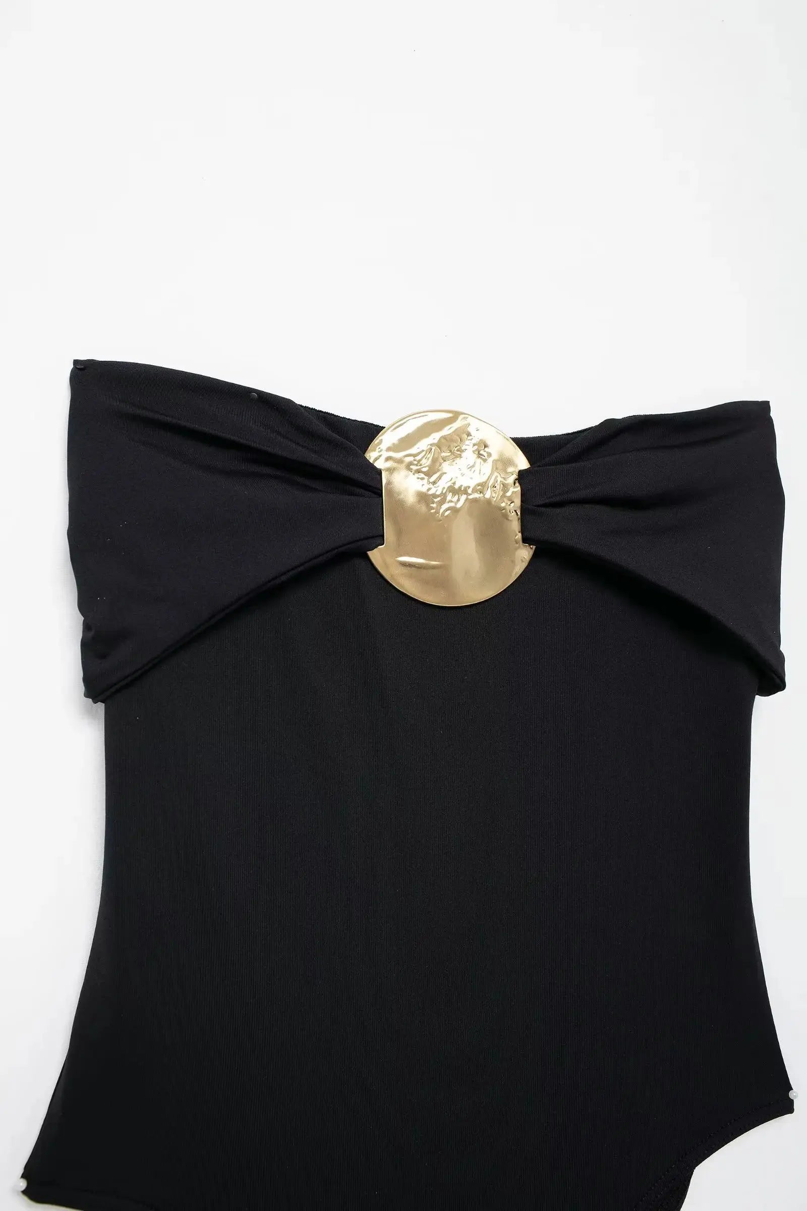 Bodie/Maio Ombro a Ombro com Detalhe Dourado - Elegância e Sofisticação