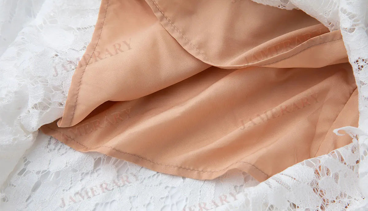 Vestido Longo de Renda Estilo Sereia – Elegância e Sofisticação em Cada Detalhe
