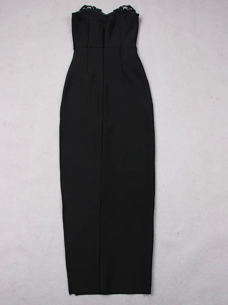 Vestido Bordado á Mão – Estilo e Elegância