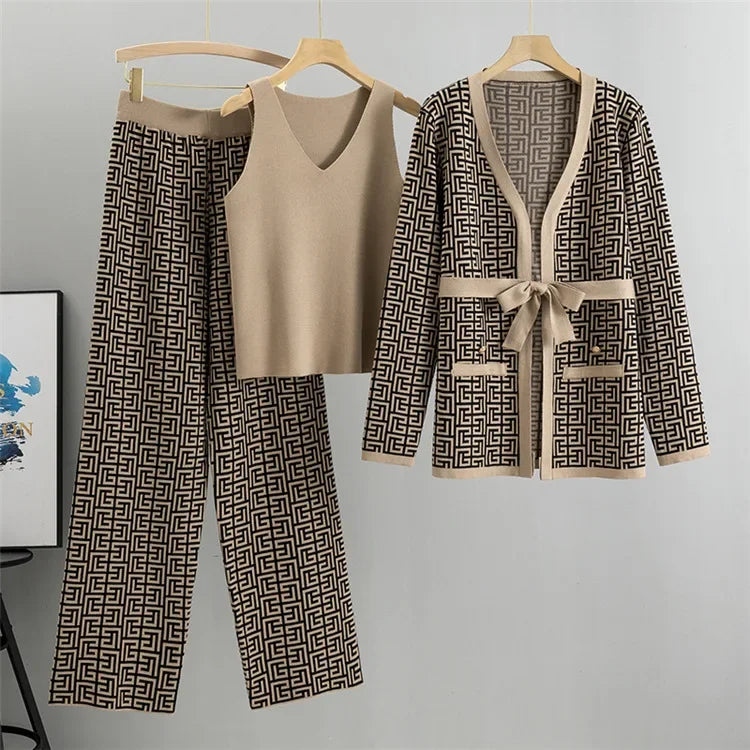 Conjunto Tres Peças Tricô - Novidade