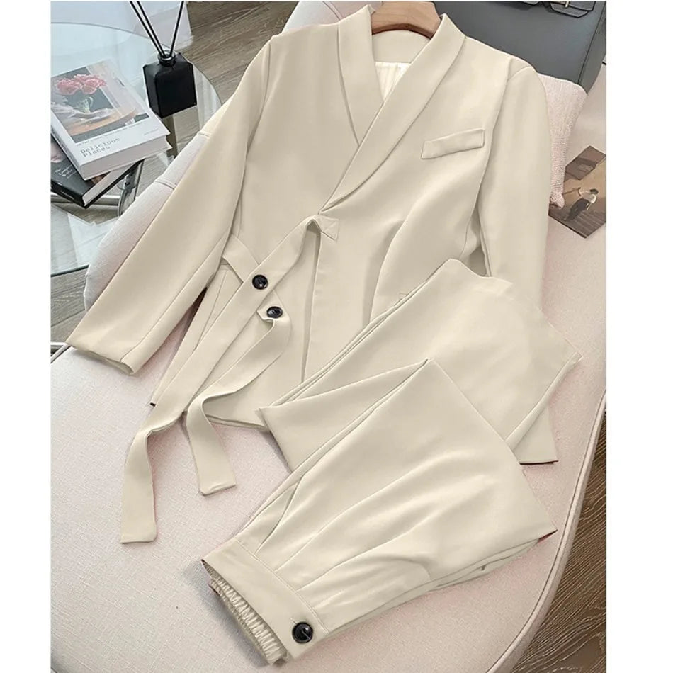 Conjunto Blazer Com Botão e faixa lateral
