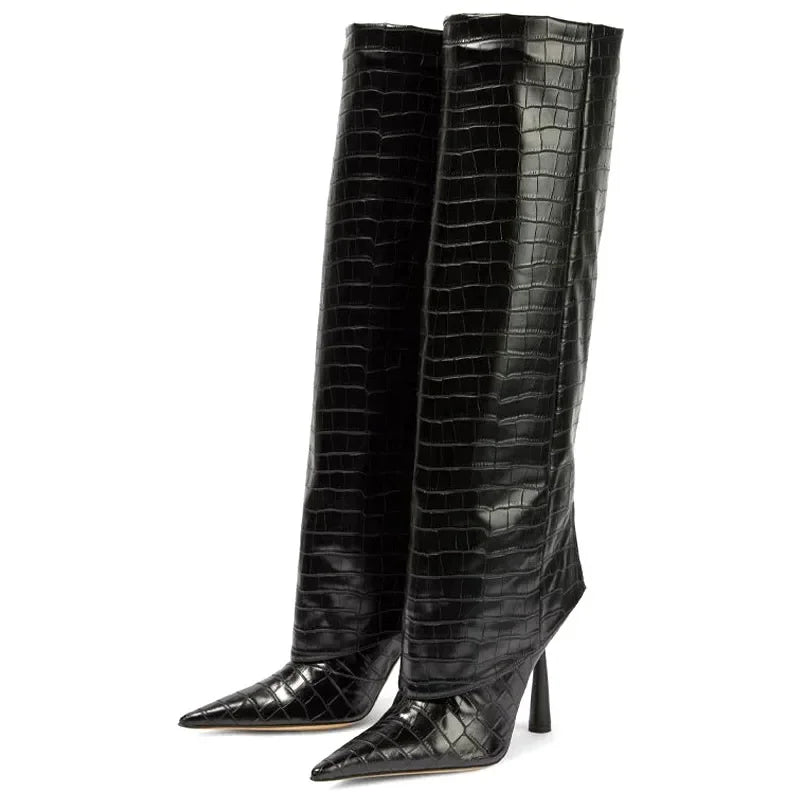 Bota Cano Alto com Salto Fino – Design Moderno e Elegante