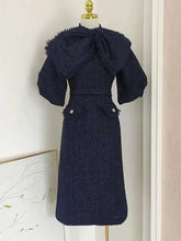 Vestido Tweed – Laço com Tassel, Manga Bufante, Cintura Alta, Slim Vintage Elegante