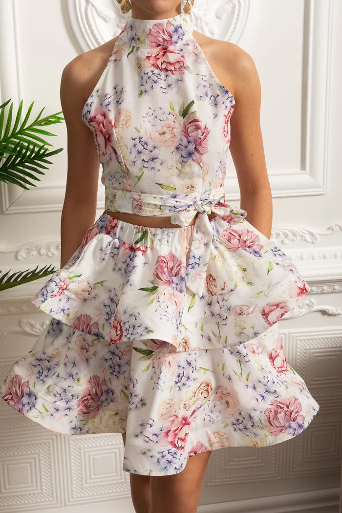 Conjunto – Top Estampado Sem Mangas + Saia Curta Plissada de Cintura Alta