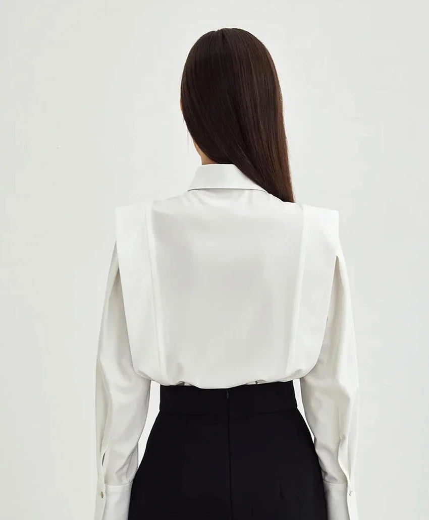 Blusa CHCH Elegante – Gola Clássica e Babados