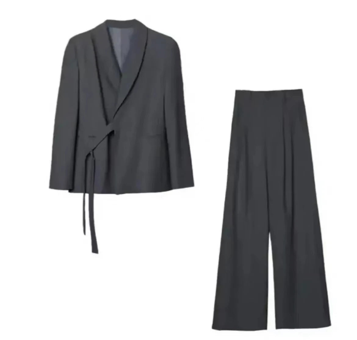 Conjunto Blazer Com Botão e faixa lateral