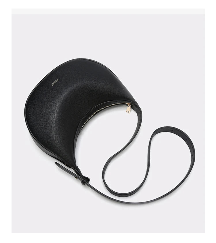Bolsa – Modelo Meia-Lua, Estilo Crossbody, Elegante