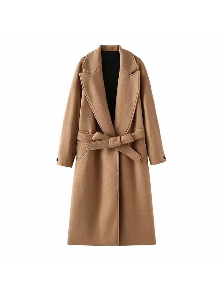 Casaco Longo – Estilo, Conforto e Sofisticação