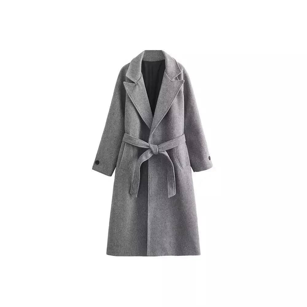 Casaco Longo – Estilo, Conforto e Sofisticação