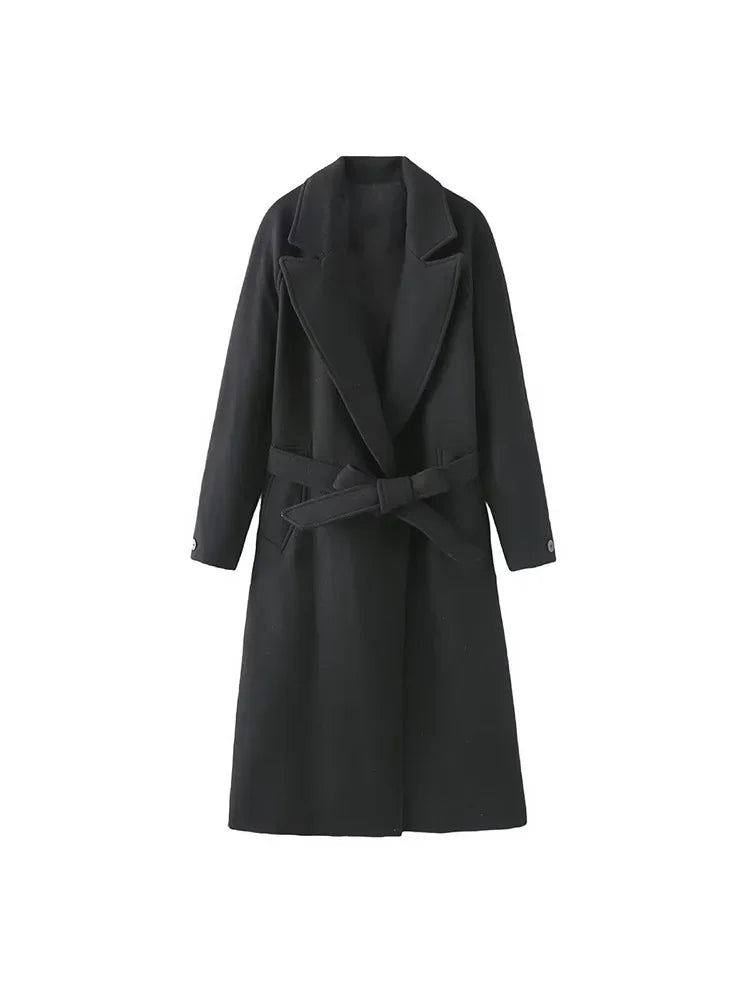 Casaco Longo – Estilo, Conforto e Sofisticação
