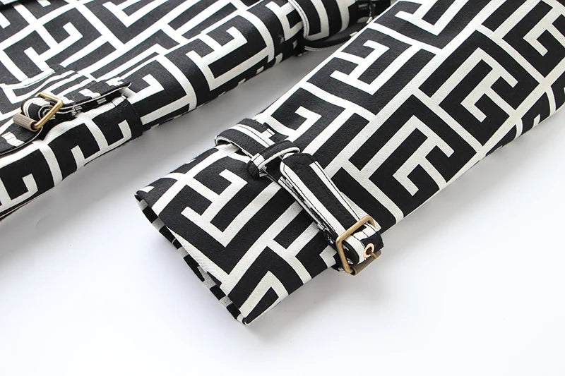 Trench Coat Luxo Tecido Estruturado - Monograma