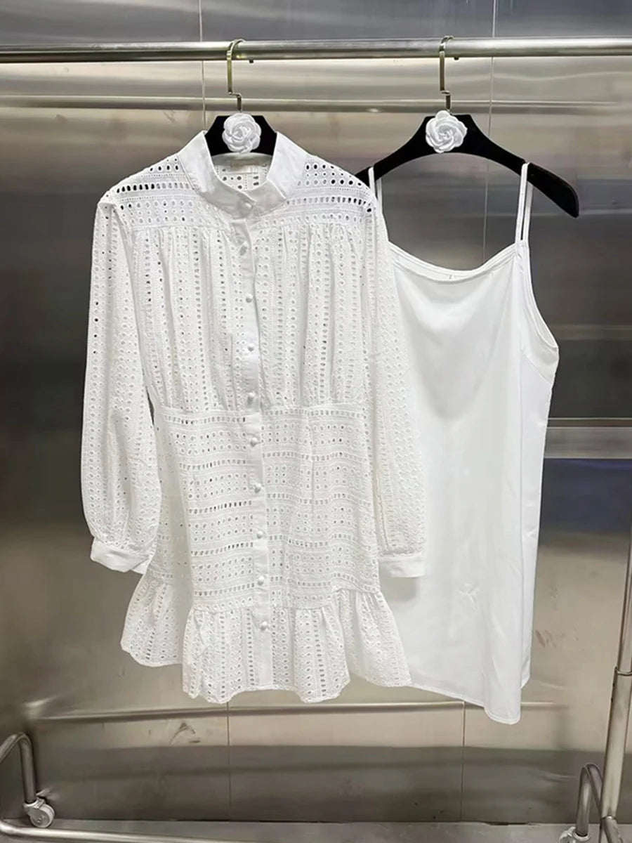 Vestido Curto e Manga Bufante – Sofisticação Moderna com Toque Romântico