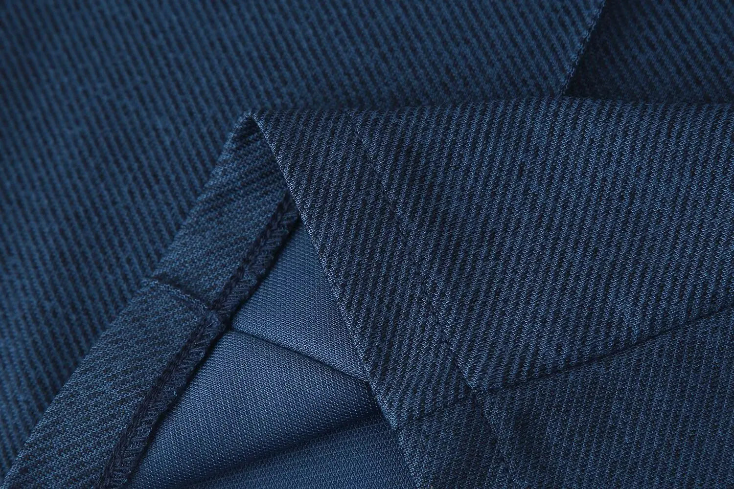 Conjunto Alfaiataria Linéa Classique - Top Curto com Botões & Calça Flare de Cintura Média