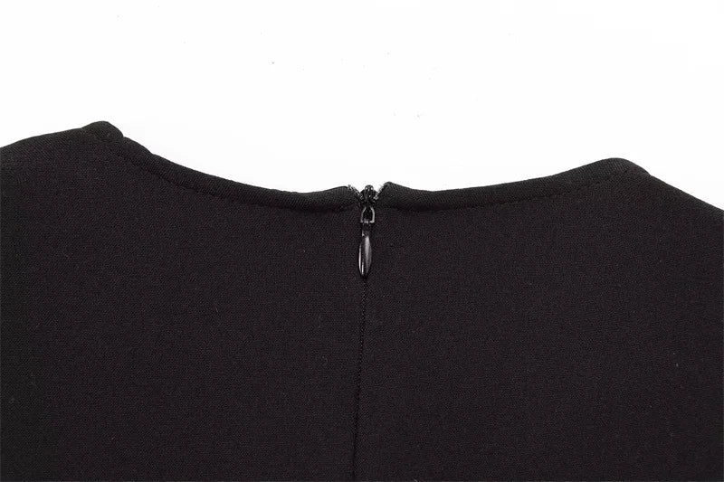 Vestido Midi sem Mangas – Elegância Casual