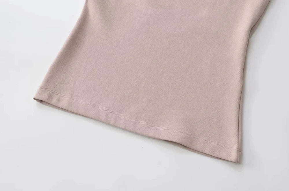 Regata Basic Alça Fina- Versatilidade e Sofisticação