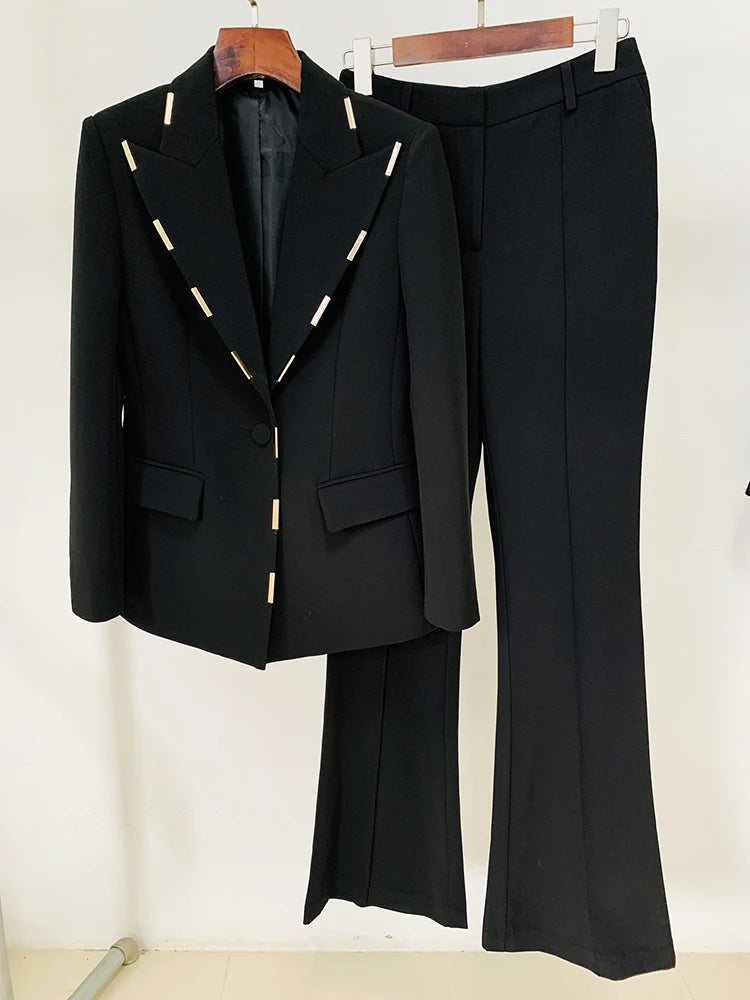 Blazer de Botão Único e Calça Flare Detalhe em Dourado- Estilo Passarela