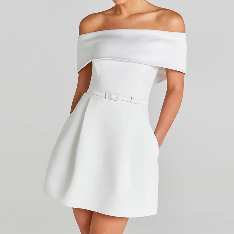 Vestido Ombro a Ombro – Elegância e Charme Atemporal