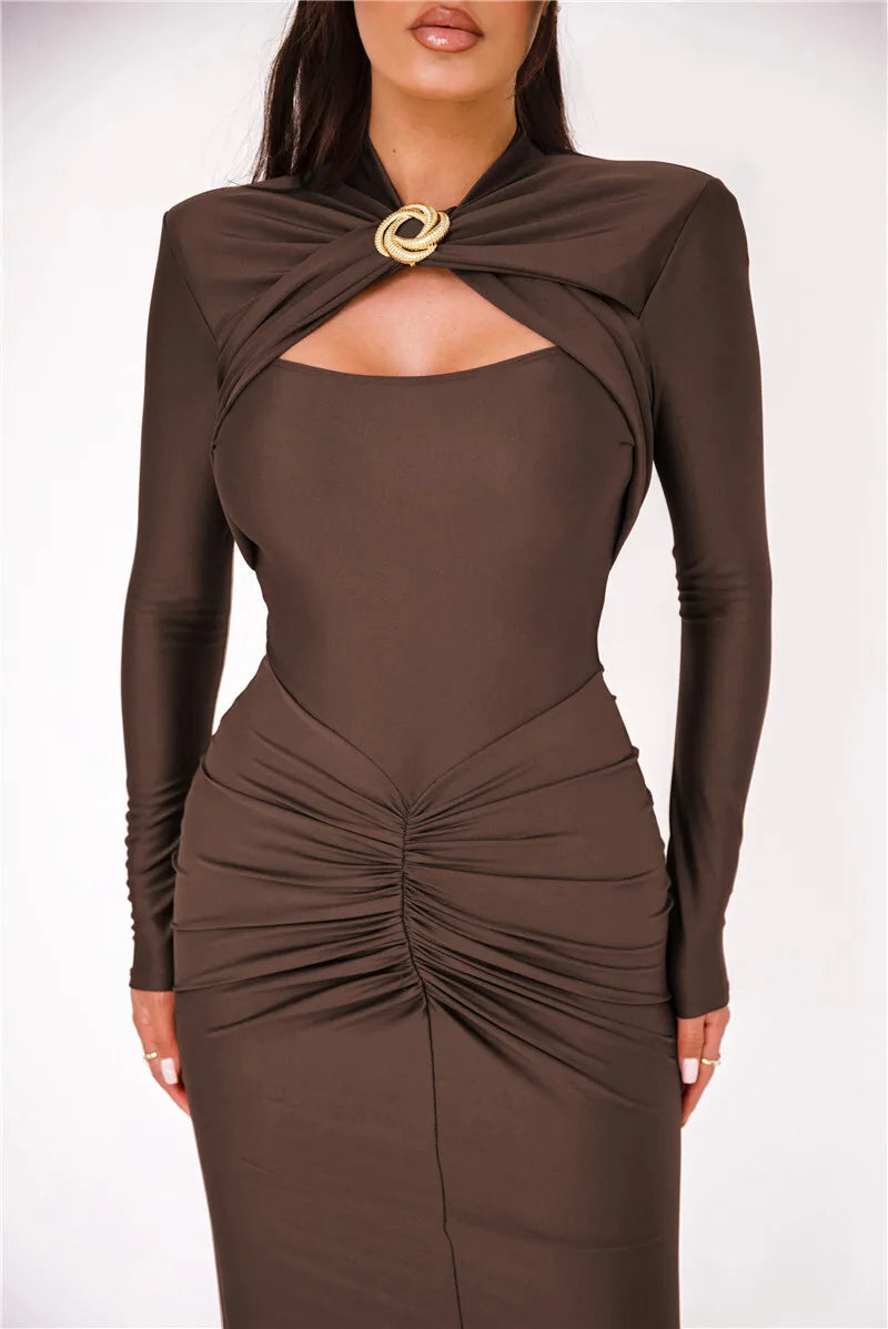 Vestido Maxi Sexy com Fivela de Metal