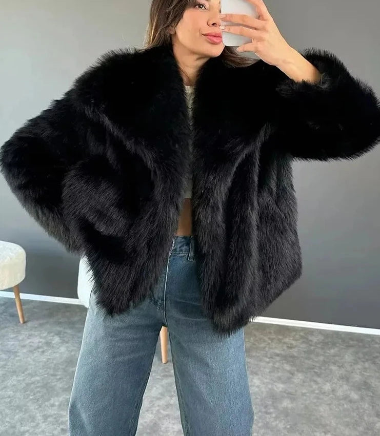 Casaco de Pelo ecologico -  Elegante e sofisticado