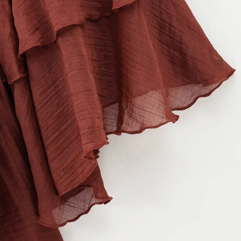 Vestido Curto com Transparência – Babados Delicados e Caimento Impecável