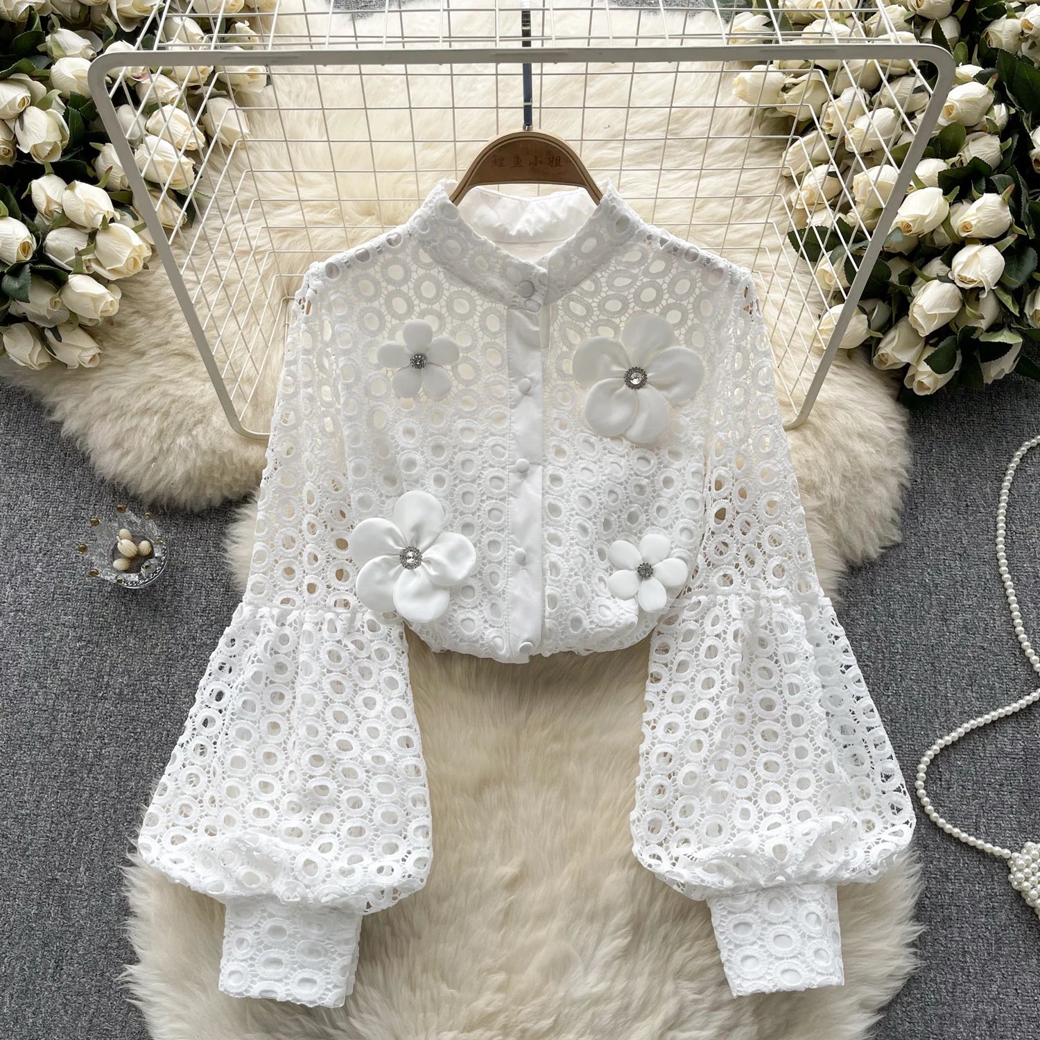 Blusa Feminina French Chic – Elegância e Sofisticação