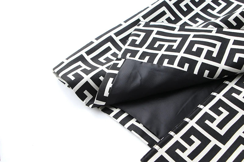 Trench Coat Luxo Tecido Estruturado - Monograma